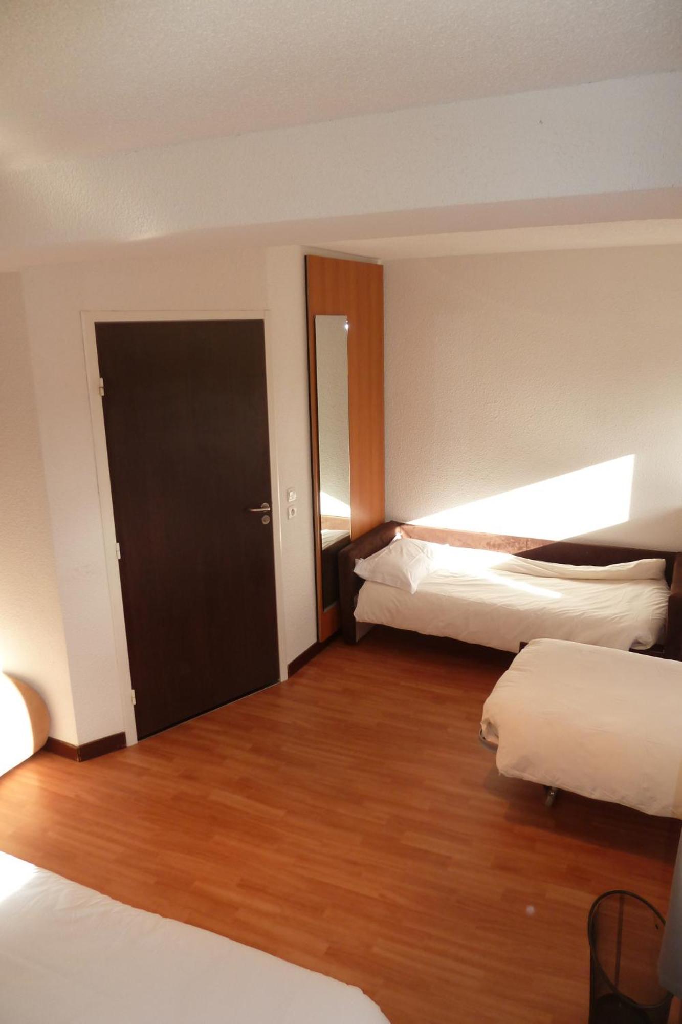 Brit Hotel La Bonne Etape Évreux Habitación foto
